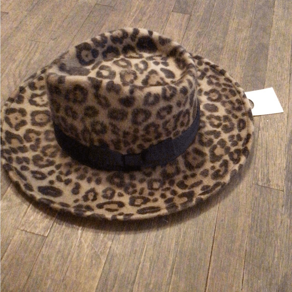 NEW! Rare Wyeth Leopard brushed wool rancher main image 2